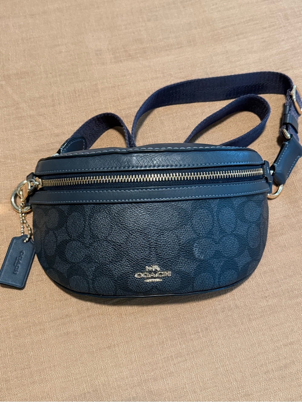 Coach Signature Canvas Belt Bag / Waist Pack Crossbody Black Gold Hardware